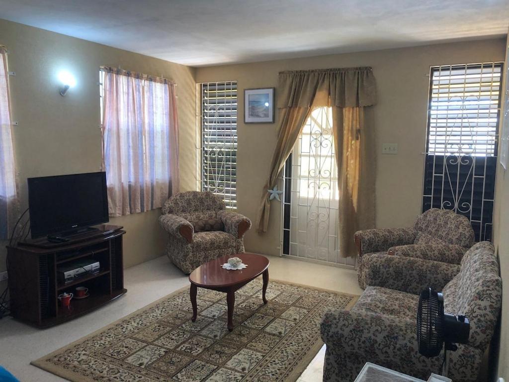 Villa Donamae 2 Story Barbados House Bridgetown Exterior foto