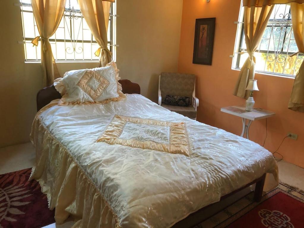 Villa Donamae 2 Story Barbados House Bridgetown Exterior foto